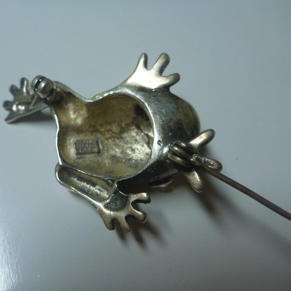 Vintage Sterling Silver Frog Brooch - Picture 6 of 7